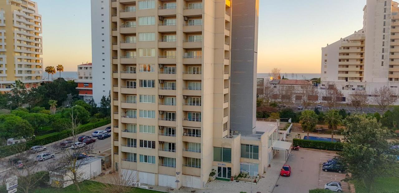 Apartamento T2 Club Amarilis - Portimão Εξωτερικό φωτογραφία